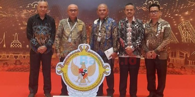 Ke Jakarta, Bupati Saipul Bersama Ketua DPRD Nasir Giasi Hadiri Penyampaian LHP LKPP 2023