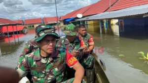 Air Danau Limboto Meluap, TNI Gerak Cepat Bantu Evakuasi Warga