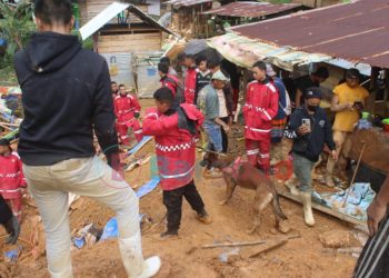 Polda Gorontalo Turunkan Bid Dokkes Evakuasi dan Identifikasi Korban Longsor di Suwawa Timur