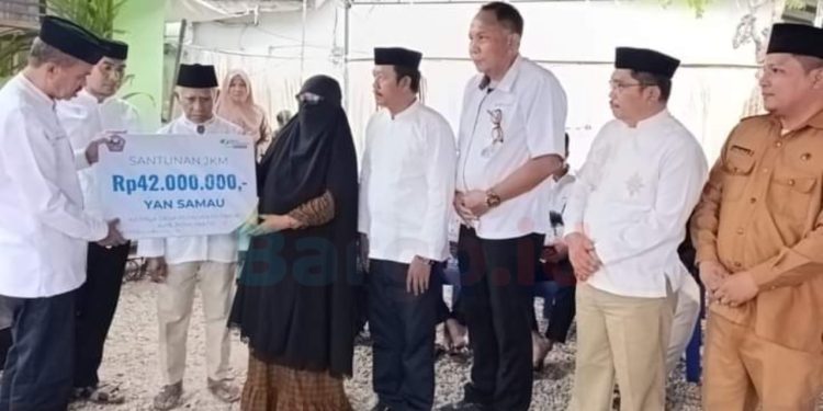 Yan Samaun Meninggal, Pemkab Pohuwato dan BPJS Ketenagakerjaan Serahkan Santunan JKM Rp42 Juta