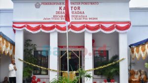 Bupati Saipul Mbuinga Puji Pembangunan Kantor Desa Duhiada’a, Simbol Dedikasi dan Kerjasama