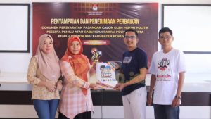 KPU Pohuwato Terima Perbaikan Dokumen Syarat Pasangan Calon Pilkada 2024