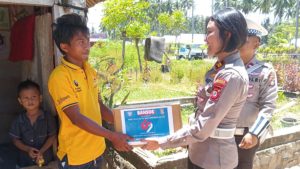 Bakti Sosial dan Edukasi Lalu Lintas, Satlantas Polres Pohuwato Sapa Warga Marisa
