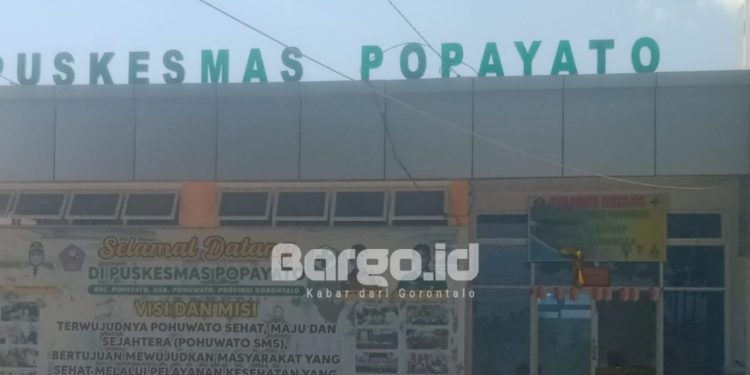 Pelayanan Fasilitas Kesehatan di Puskesmas Popayato Terabaikan, Warga Protes