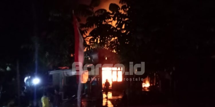 Kebakaran Melanda Rumah Warga di Paguat Pohuwato, Penyebab Masih Diselidiki