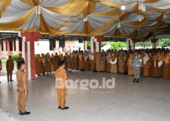 Pimpin Apel Awal Bulan, Pj Bupati Sherman Moridu Serukan Netralitas ASN