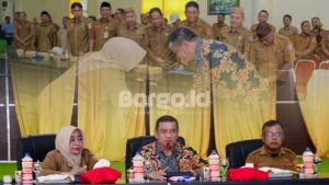 Plt Bupati Suharsi Igirisa Harapkan Dukungan Syarif Mbuinga untuk Pembangunan Kantor Bupati dan WPR