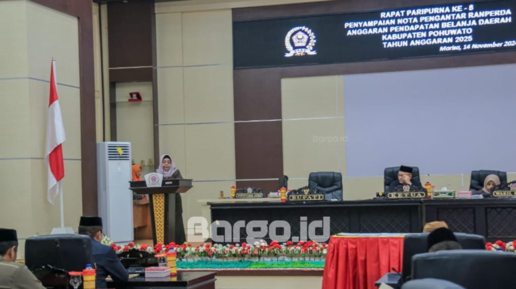 Suharsi Igirisa Jelaskan Hutang PT SMI dan Alokasi DAK 2025 di DPRD Pohuwato