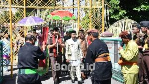 Adat Mopotilolo Warnai Kunjungan Perdana Kajati Gorontalo di Boalemo