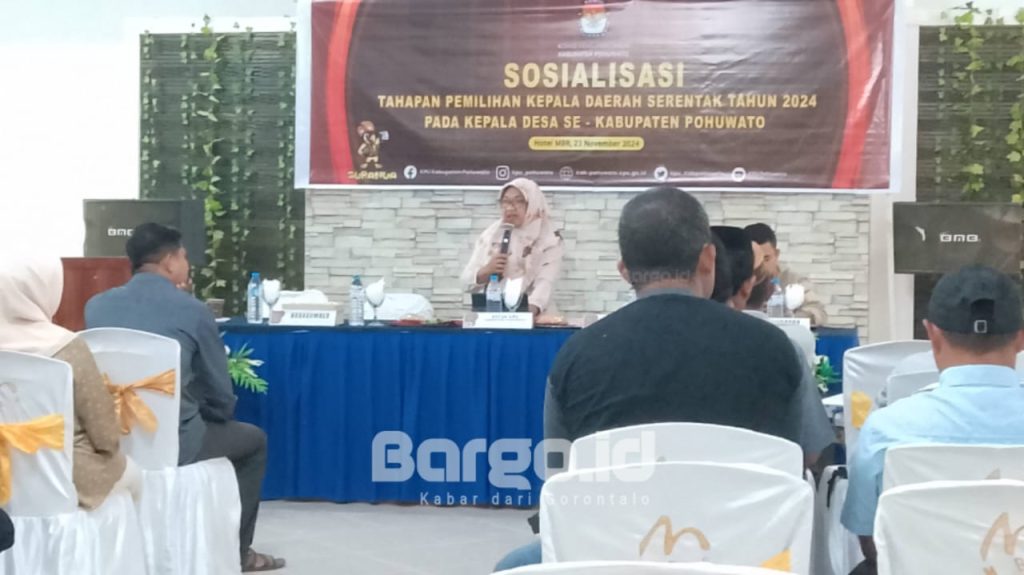 KPU Pohuwato Gelar Sosialisasi Pilkada 2024, Rusmiati Pakaya Soroti Pentingnya Peran Kepala Desa