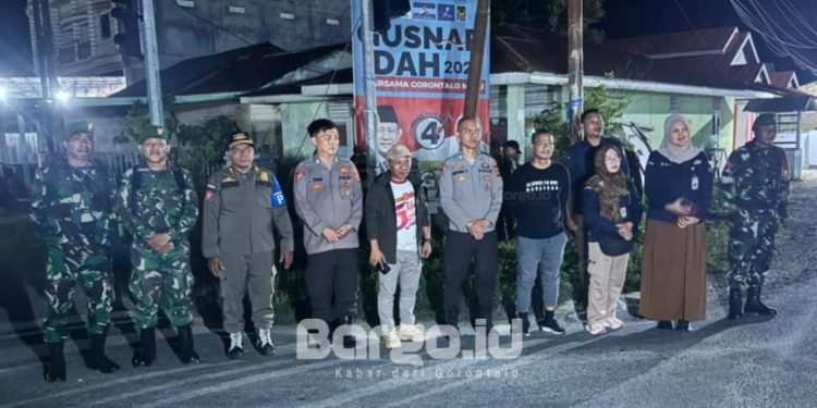 Pembersihan APK Pilkada di Pohuwato, Kodim 1313 Turunkan 30 Personel