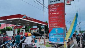 Pengendara Keluhkan BBM SPBU Marisa Diduga Tercampur Air, Manajemen Janji Lakukan Investigasi