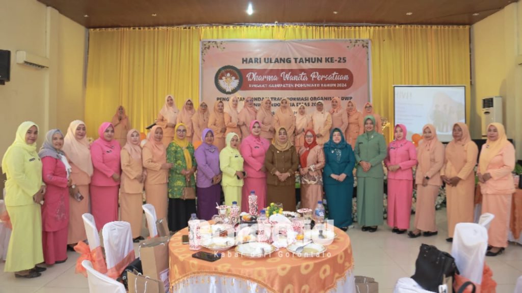 Dharma Wanita Persatuan Pohuwato Rayakan HUT ke-25