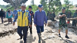 Bupati dan Dandim 1313/Pohuwato Pimpin Karya Bakti Pasca Banjir