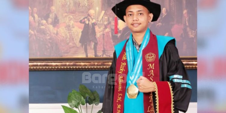 Anggota DPRD Muhammad Rizky Alhasni Lulus S2 Cumlaude, Pemkab Pohuwato Berikan Apresiasi