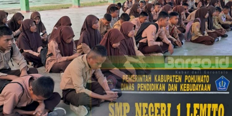 SEBARIN dan MASAOLO, Dua Program, Satu Tujuan di SMP Negeri 1 Lemito