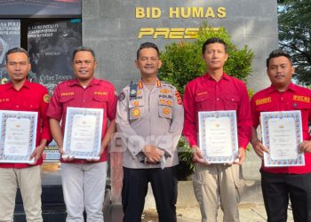 Humas Polda Gorontalo Diganjar Penghargaan atas Inovasi dan Dedikasi Kerja