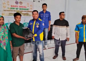 Bantuan Sembako Penambang Lokal, Warga Patilanggio Antusias Sambut Program Jumat Berkah