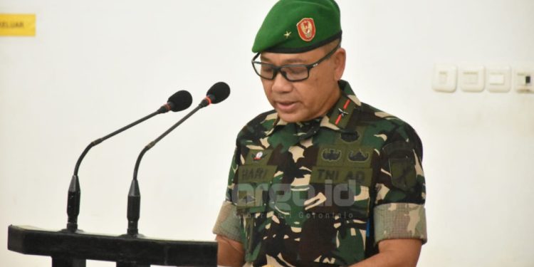 Upacara 17-an di Makorem 133/NW, Momentum Evaluasi dan Kebersamaan TNI