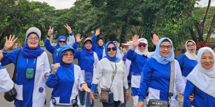 IWAPI Gorontalo Gelar Jalan Sehat Bersama Komunitas di Pohuwato