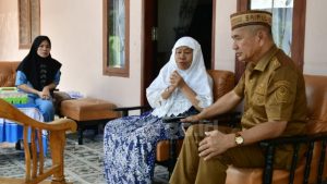 Bupati Pohuwato Sampaikan Belasungkawa ke Rumah Duka Almarhum Noldi Badu
