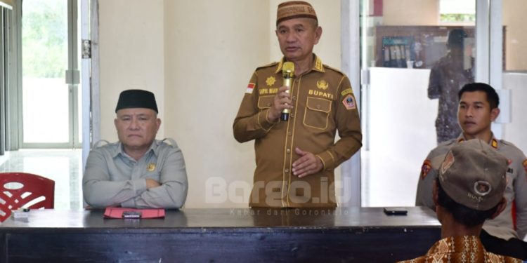 Pembangunan Infrastruktur Jalan dan Air di Desa Siduwonge Dipuji Warga, Bupati Pohuwato Beri Respon Positif