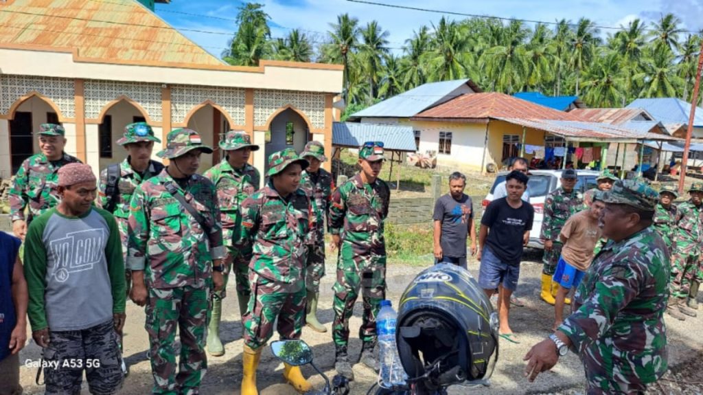 Pasca Banjir, Koramil 1313-03 Popayato Fokus Pulihkan Tempat Ibadah dan Saluran Air