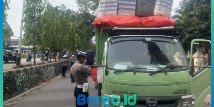 Operasi Keselamatan Otanaha 2025, Dit Lantas Polda Gorontalo Tindak Sopir Truk Bermuatan Lebih