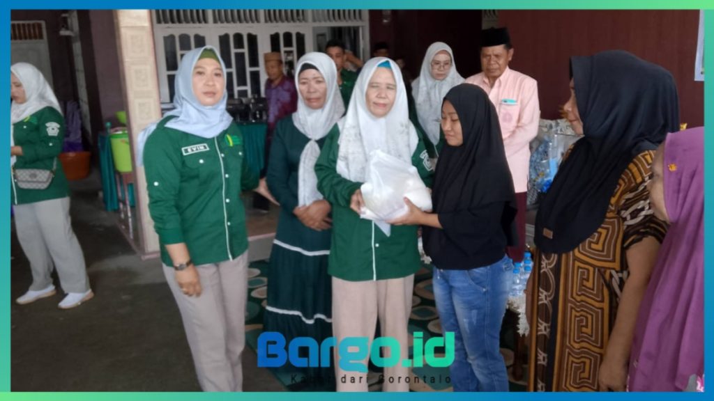 Dinas Pangan Pohuwato Santuni 50 Kaum Duafa dalam Momen Halal Bihalal