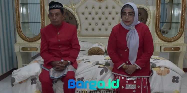 Adat ‘Modepito’ Jadi Momen Penghormatan Terakhir, Suharsi Igirisa Resmi Akhiri Masa Bakti 2021-2024