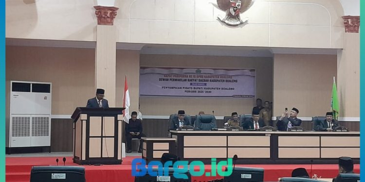 Bupati Rum Pagau Sampaikan Visi Misi Pembangunan Boalemo dalam Rapat Paripurna Ke-19