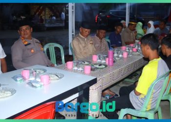 Pererat Silaturahmi, Kapolres Pohuwato Buka Puasa Bareng Anak Yatim dan Santri di Masjid Kapal Munzalan