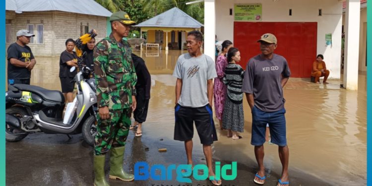 Tinjau Lokasi Banjir di Patilanggio, Dandim 1313/Pohuwato Pastikan Bantuan Segera Tersalurkan