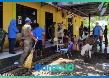 Kodim 1313/Pohuwato Turun Tangan, Bantu Pembersihan Pascabanjir di Dulomo