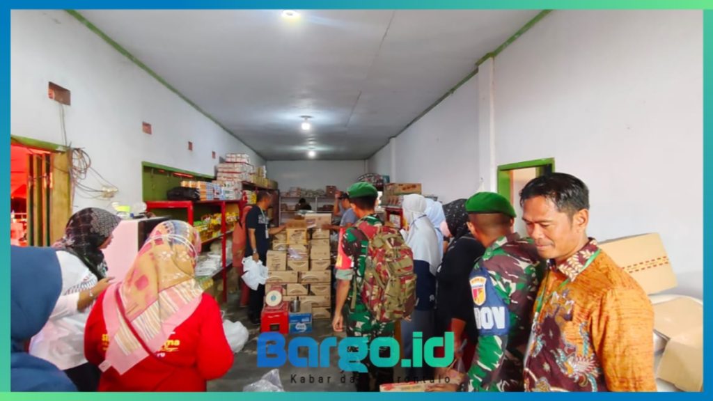 Cegah Lonjakan Harga & Penimbunan, Koramil 1316-01/Tilamuta Gelar Operasi Pasar