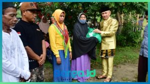 Pemda Pohuwato Bersama Baznas Salurkan Paket Ramadhan untuk Kaum Duafa dan Pekerja Layanan Publik