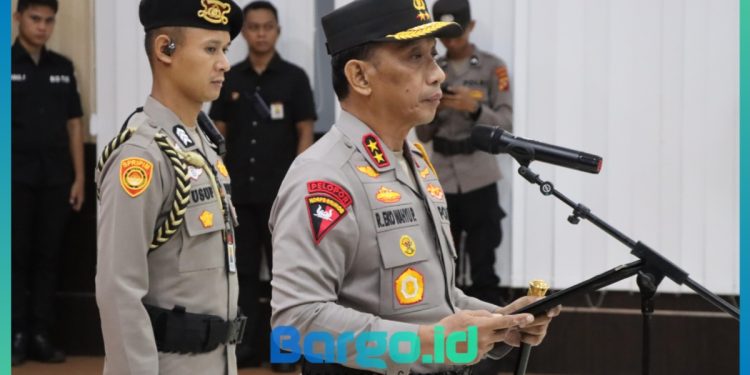 Kapolda Gorontalo Pimpin Sertijab, 14 Pejabat Utama Berganti Posisi