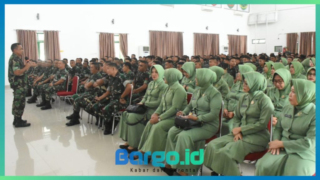 Kasad Jenderal TNI Maruli Simanjuntak Beri Arahan ke Prajurit Korem 133/NW Lewat Vicon