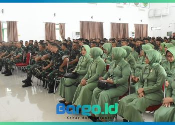 Kasad Jenderal TNI Maruli Simanjuntak Beri Arahan ke Prajurit Korem 133/NW Lewat Vicon