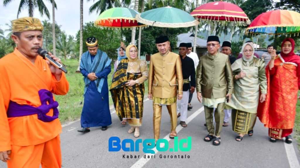 Penuh Hikmat, Prosesi Mopotilolo Warnai Safari Ramadan Pemda Pohuwato di Kecamatan Dengilo