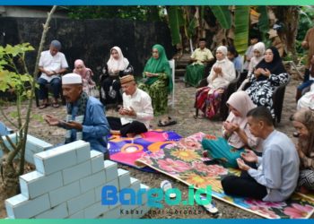 Bupati Saipul Laksanakan Ziarah ke Makam Orang Tua di Hari Raya Idul Fitri