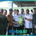 Wabup Iwan Adam Serahkan Langsung Bantuan Benih Padi ke Petani di Patilanggio, Ini Harapannya