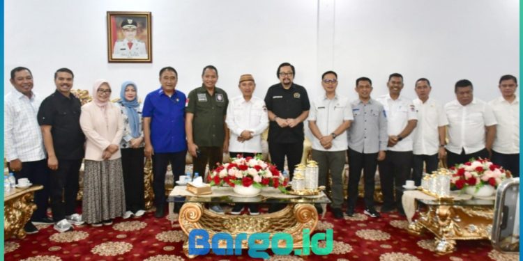Bupati Saipul Sambut Kunjungan Kerja Komisi II DPRD Provinsi Gorontalo Terkait Pertambangan