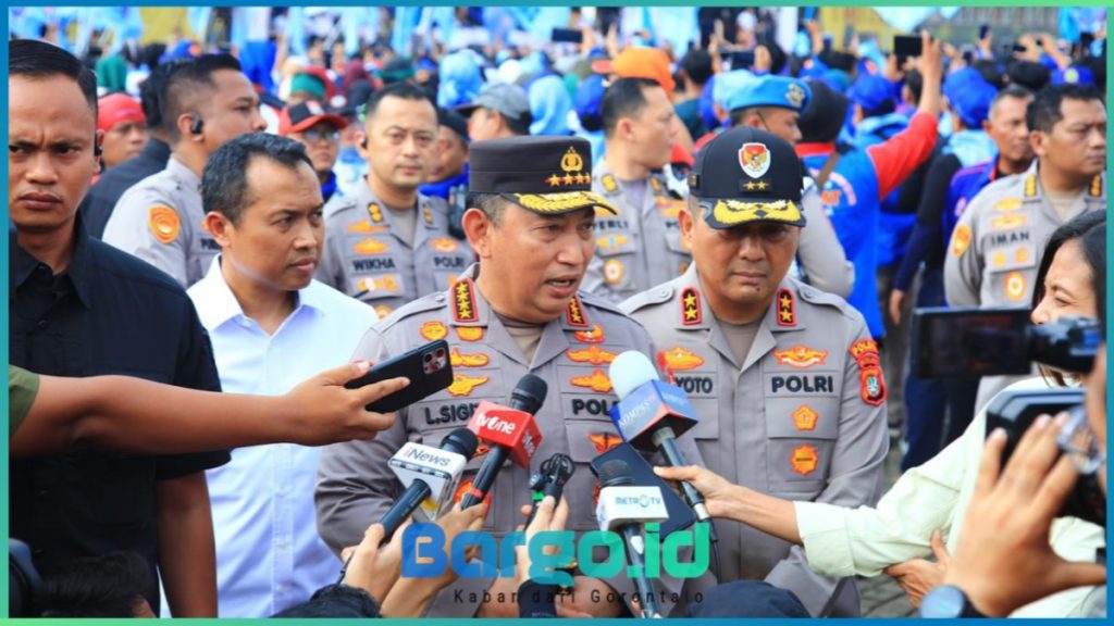 Kapolri Listyo Sigit Pastikan Aksi Hari Buruh di Monas Berjalan Aman dan Tertib