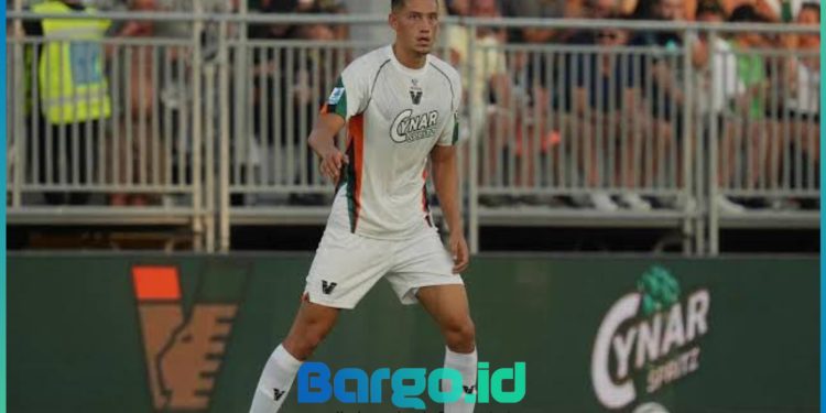 Jay Idzes Jadi Sorotan, Penalti Torino Gagalkan Kemenangan Venezia