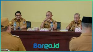 Lomba Desa dan Kelurahan 2025, Wabup Iwan Adam: Semua Harus Kompak