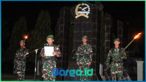 Peringati HUT ke-63, Yonif 713/ST Gelar Tradisi Penyucian Pusaka dan Renungan Suci