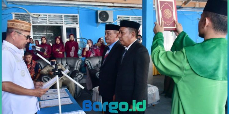 Bupati Saipul Lantik Dewas dan Direktur Perumdam Tirta Moolango, Dorong Optimalisasi Layanan Air Bersih