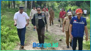 Bupati Saipul Tinjau Dampak Banjir di Kecamatan Paguat, Usulkan Pembangunan Saluran ke BNPB