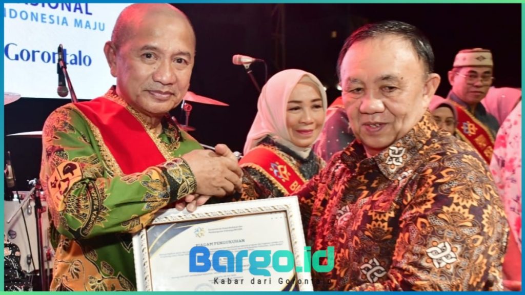 Bupati Saipul Dikukuhkan sebagai Ayah GenRe Pohuwato di Puncak Harganas ke-32 Provinsi Gorontalo